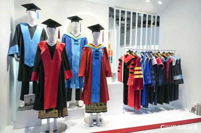 亮相2025春季中国国际服装服饰博览会迪尚工装集团荣获“2025年度品牌价值奖”(图1)